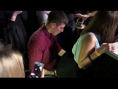 ❤️ sex tūturu i roto i te nightclub Russian. 18-tau-tawhito Russian kotiro i roto i te nono me te tara fucked i roto i te nightclub Porno i mi.pornhdvideos.ru ️❤